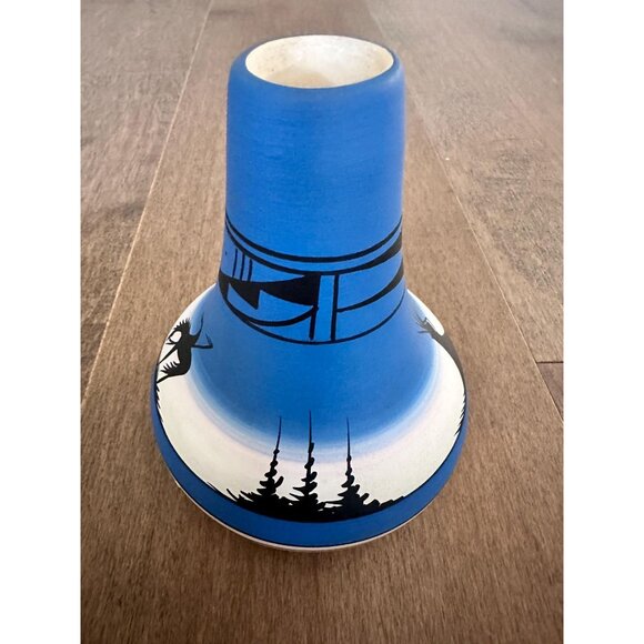 Vintage Navajo End of the Trail Vase Signed - Picture 4 of 7